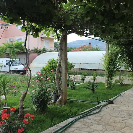 公寓 Apartman Vukojevic 特雷比涅